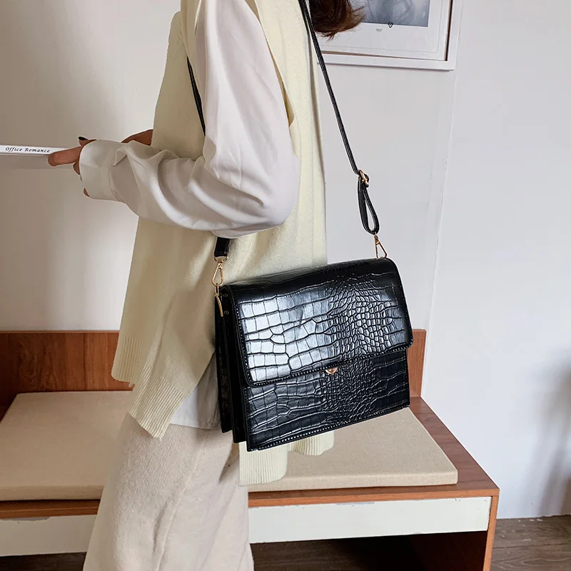 Vintage PU Leather Shoulder Crossbody Bags for Women 2022 Lux Designer Bag With Crocodile Pattern Large Capacity Casual Tote Bag