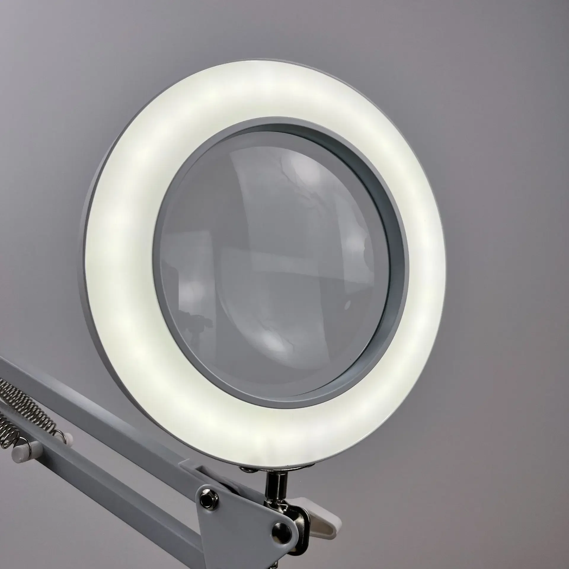 

Desktop Magnifying Glass with 10x HD Lens LED Desk Lamp for Beauty Reading Electronic Circuit Board Repair Soldering & Carving