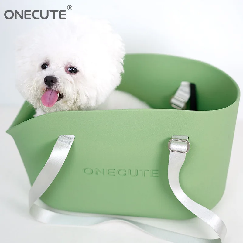 

Ultralight Pet Carrier Backpack with Breathable Mesh & Expandable Space, Foldable Dog/Cat Travel Bag for Hiking/Vet Visits, CE/S