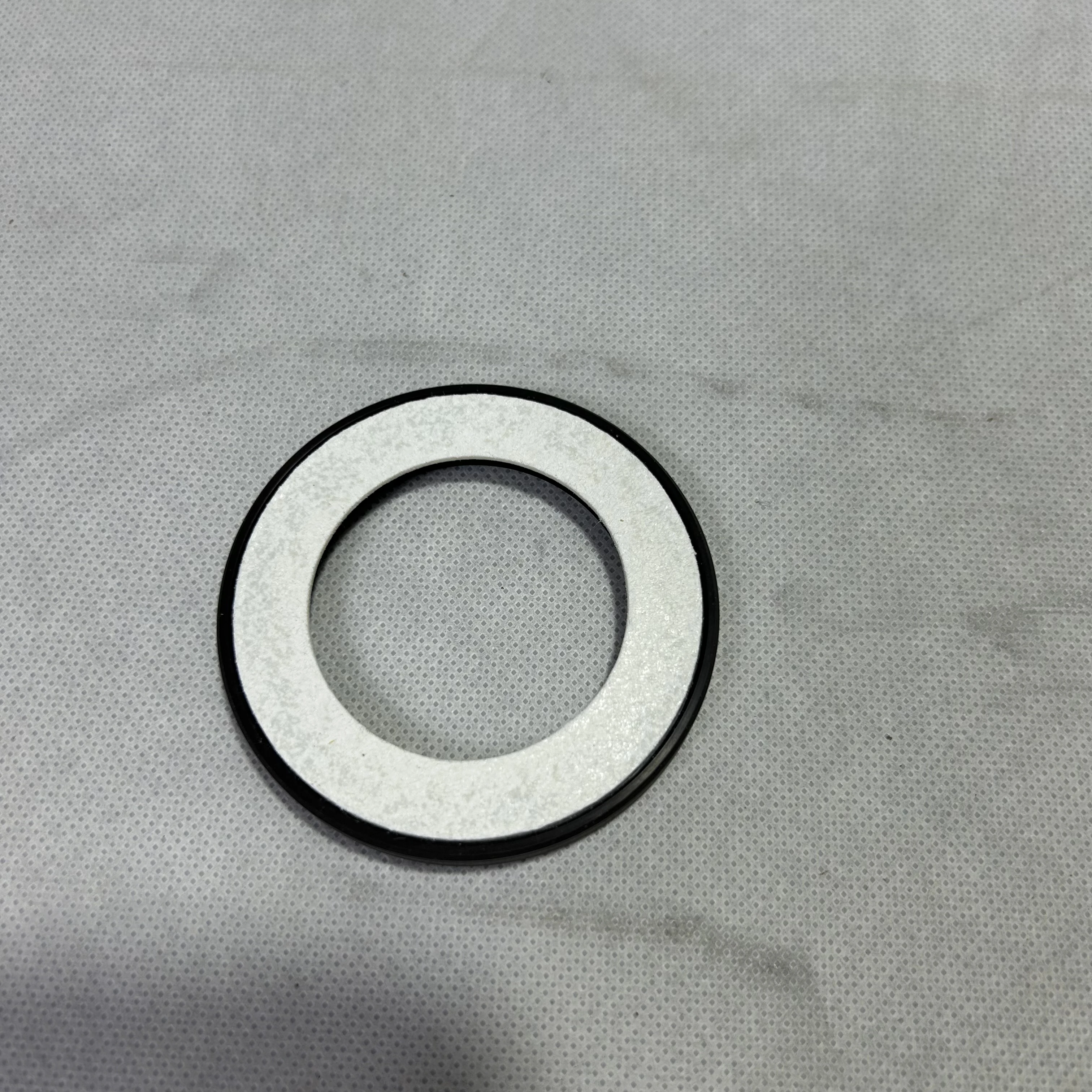 حقيقية ل MTU 4000 جديد di esel أجزاء المحرك مضخة المياه ختم المياه X 52620200028