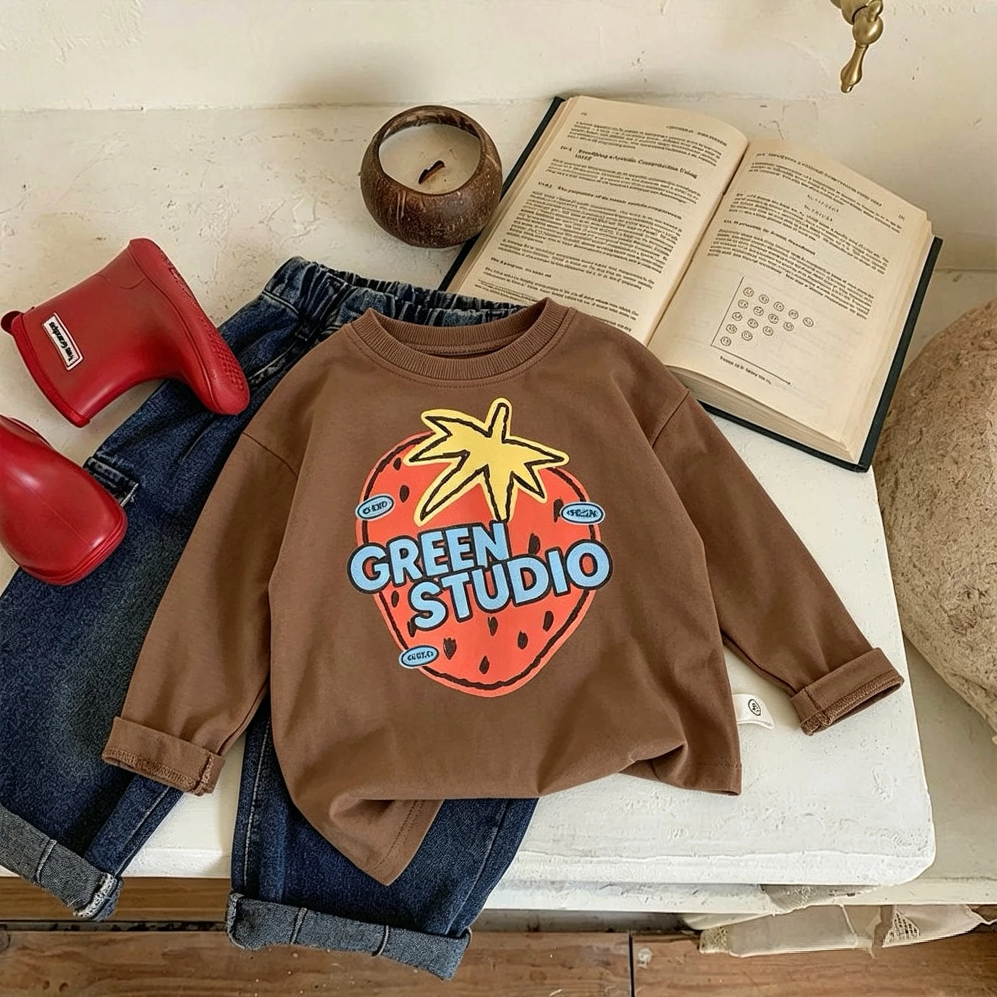 Kinderoberteile mit Cartoon-Print, modische, beliebte Langarm-T-Shirts für Kinder, Frühlings- und Herbstkleidung, schlichtes, lässiges Kinder-Basis-Shirt – Detail 4