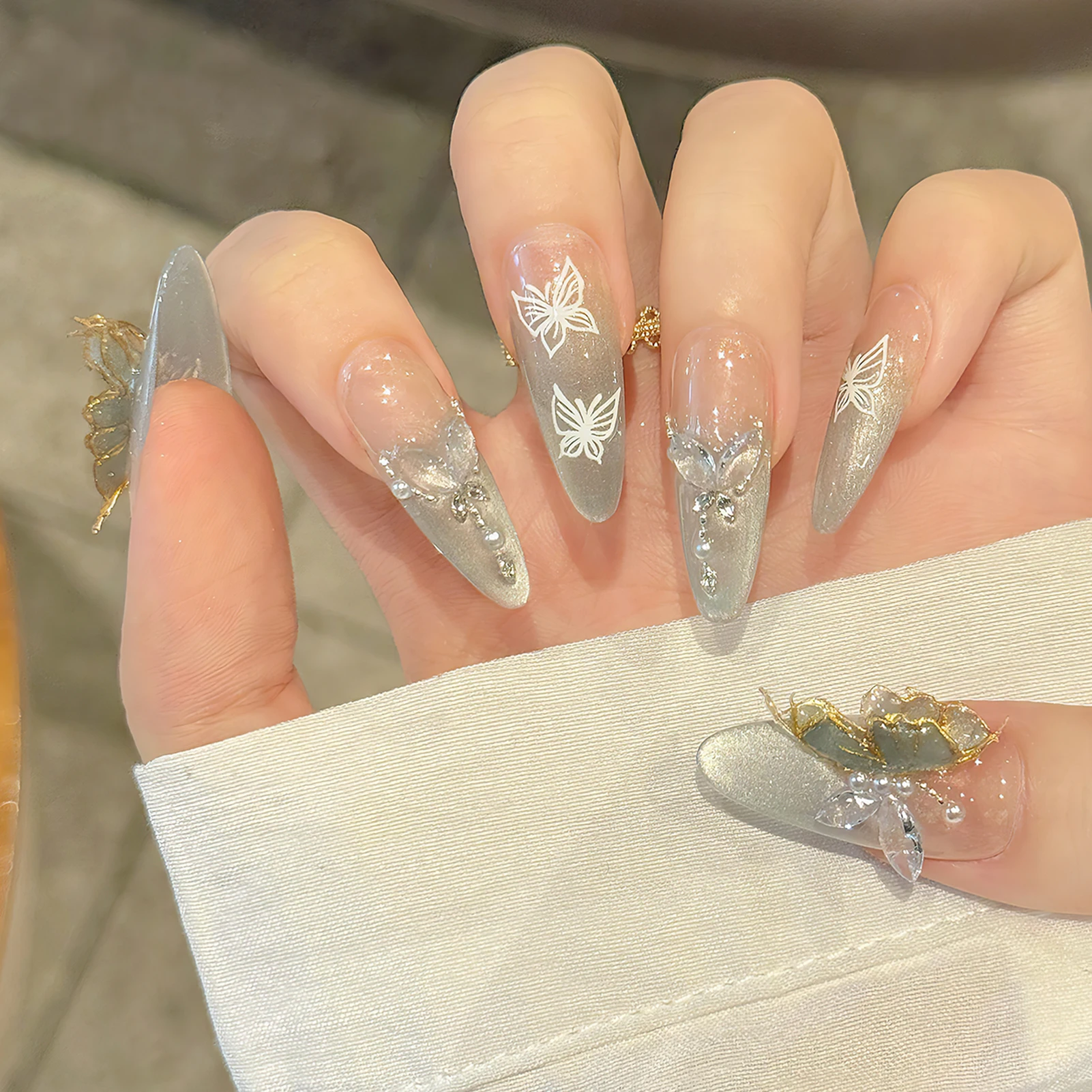 그라데이션 블루 캣아이 네일 팁 수제 3D 나비 프레스온 네일 프렌치 Y2k 웨어러블 아몬드 네일 팁