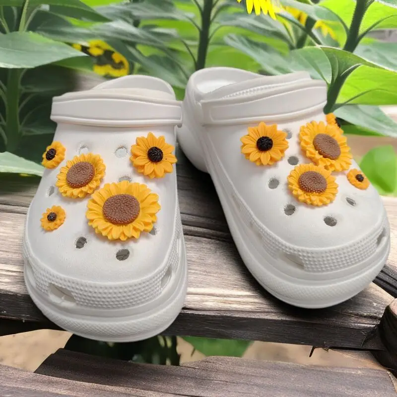 10Pcs Sunflower Designer Shoes Charms Set Fit Girl Decorations For Hole Shoes Ornaments Women Accessories Pins Wholesale