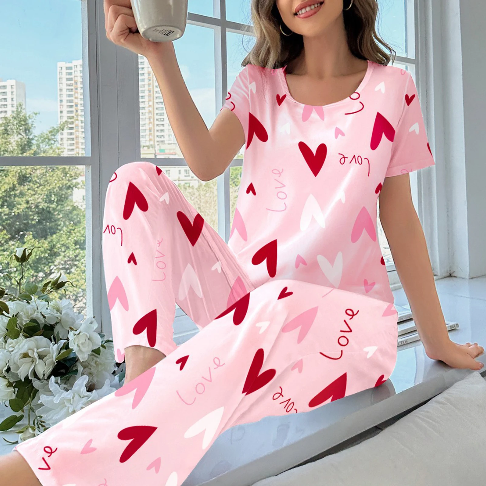 طقم بيجامات نسائي لعيد الحب مطبوع عليه قلب وأكمام قصيرة بلوزات وسراويل مكونة من قطعتين ملابس للاستلقاء #2