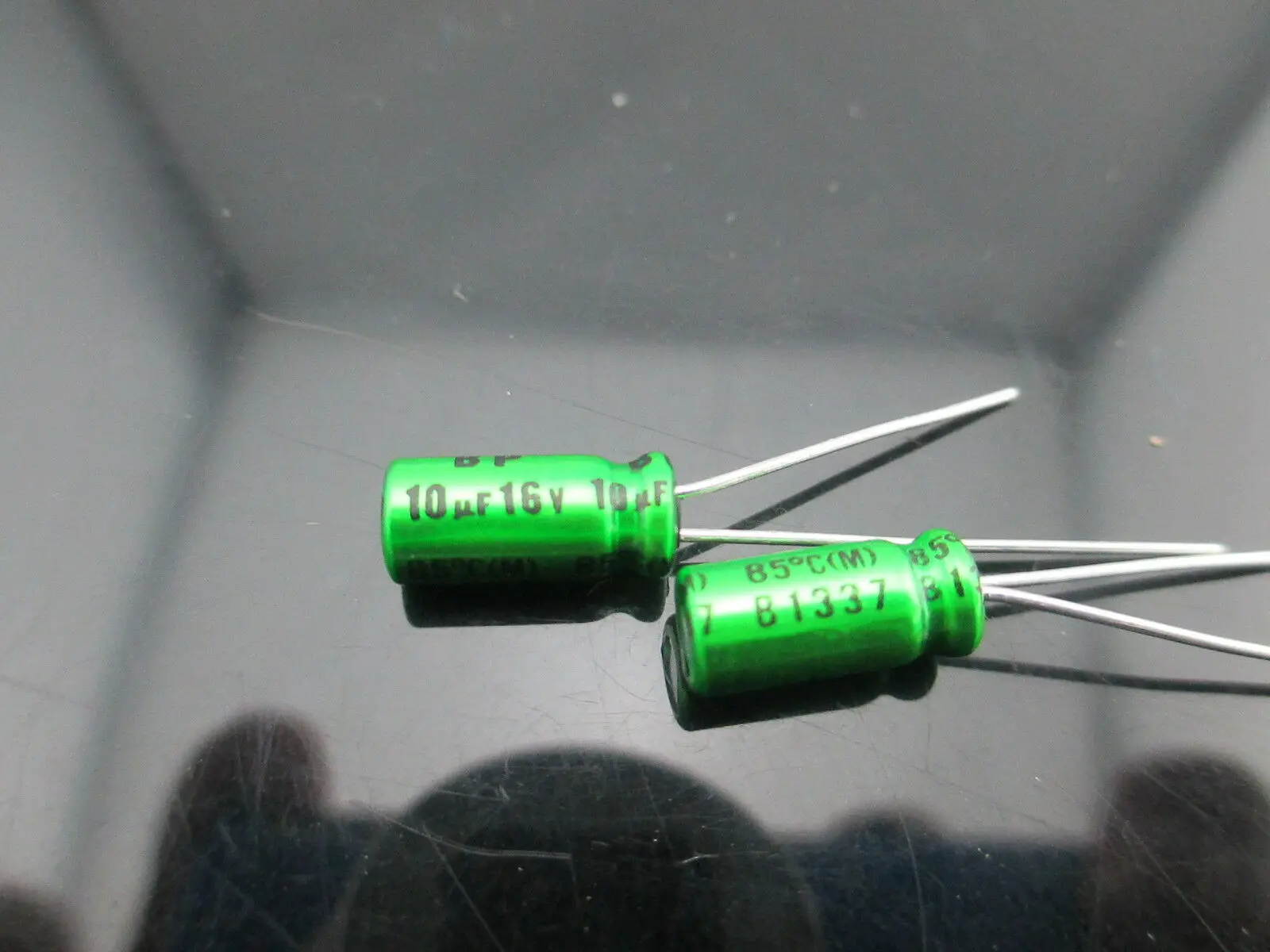 

10PCS NICHICON MUSE BP 16V10UF 5X11MM Green Non Polar 10UF 16V Audio Electrolytic Capacitor