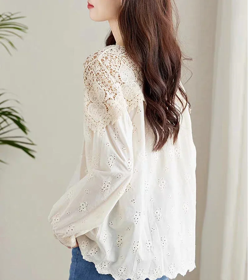 Apricot Cotton Lace Hollow Long-sleeved Blouse Female Autumn Korean Loose Large Size Design Sense of Fashion Casual Shirt Z625