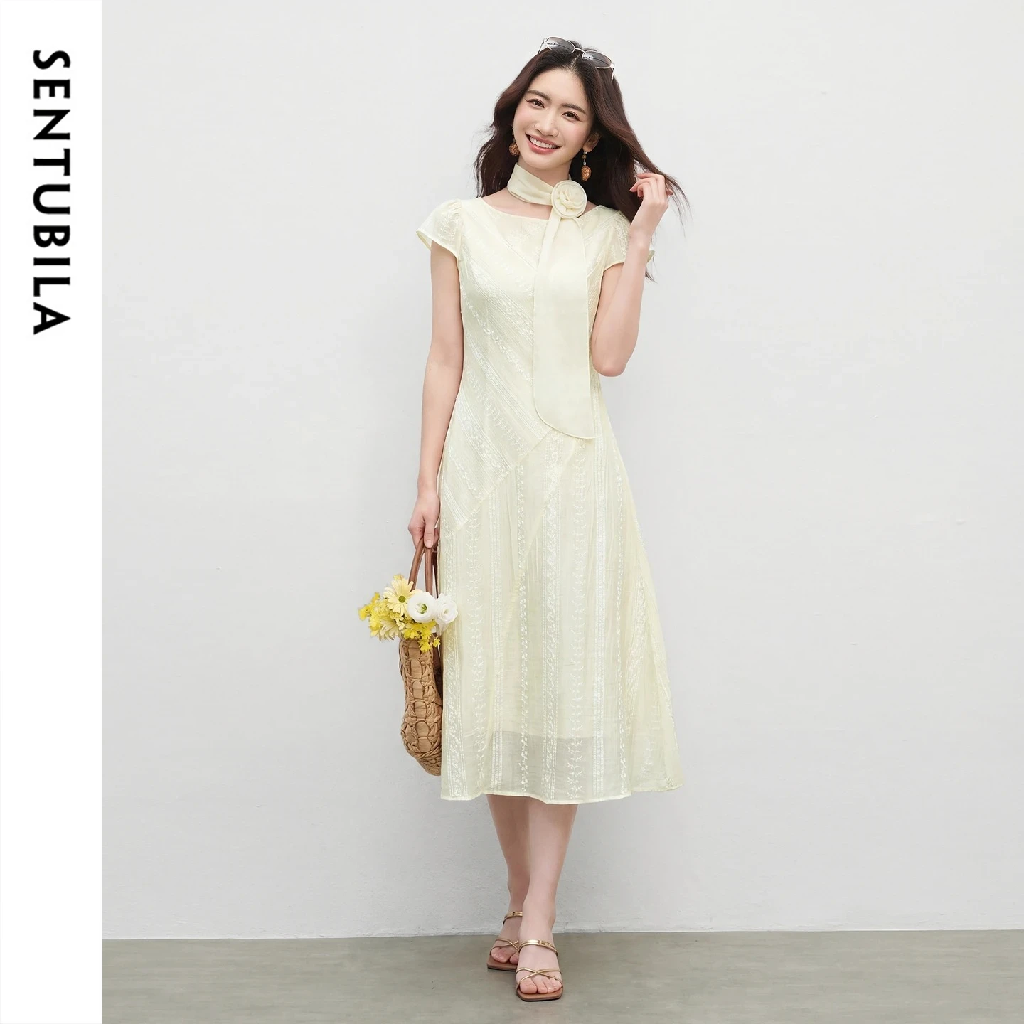 

SENTUBILA Elegant Puff Sleeve A-Line Midi Dresses Women 2026 Summer Bohemian Jacquard Slim Waist Lightweight Dress Q62LI7205
