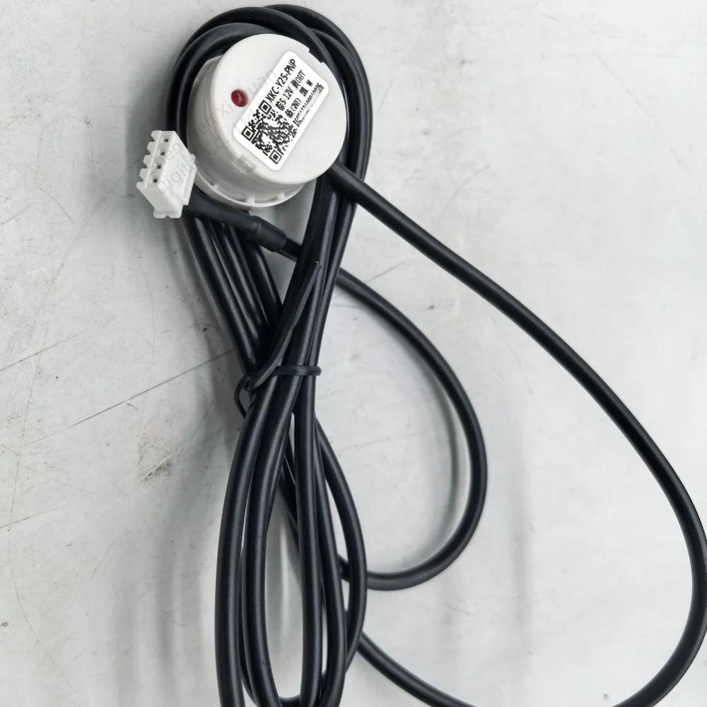 XKC-Y25-PNP 5V-12V 0.5M Non-Contact Liquid Level Sensor Module