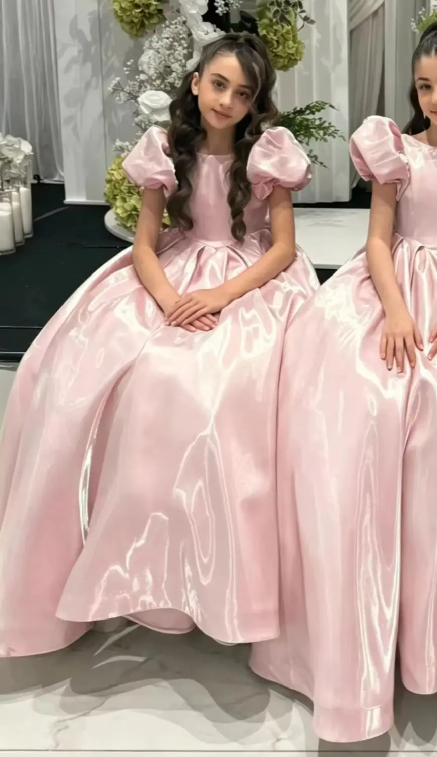 

Customized Flower Girl Dress for Wedding Puff Sleeve with Bow Floor Lenght Ball Gown Kids Birthday First Communion Ball Gowns