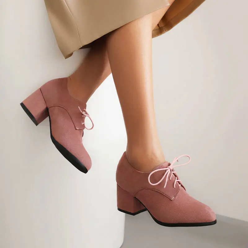 

ASILETO Design Женские туфли-лодочки с круглым носком на блочном каблуке 6 см, шнуровка из флока, замша, большой размер 43, 44, 45, повседневная женская обувь для офиса