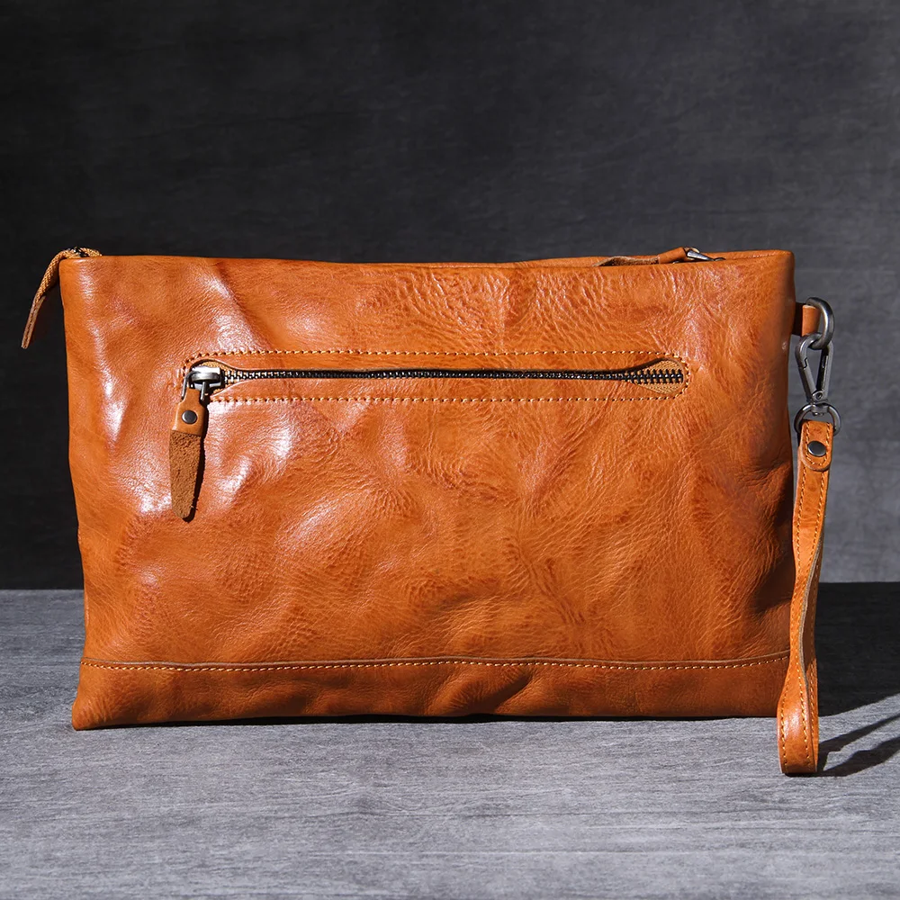 S.WORKER Retro-Clutch aus Vollnarbenleder für Herren | Handtasche aus Used-Leder mit Handgelenkschlaufe – Detail 27