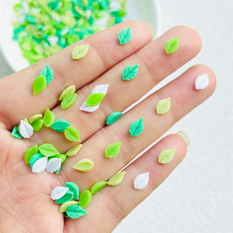 100 Pcs New Cute Mini Resin Cartoon simula le foglie Flatback Ornament Jewelry Making Manicure Hairwear accessori