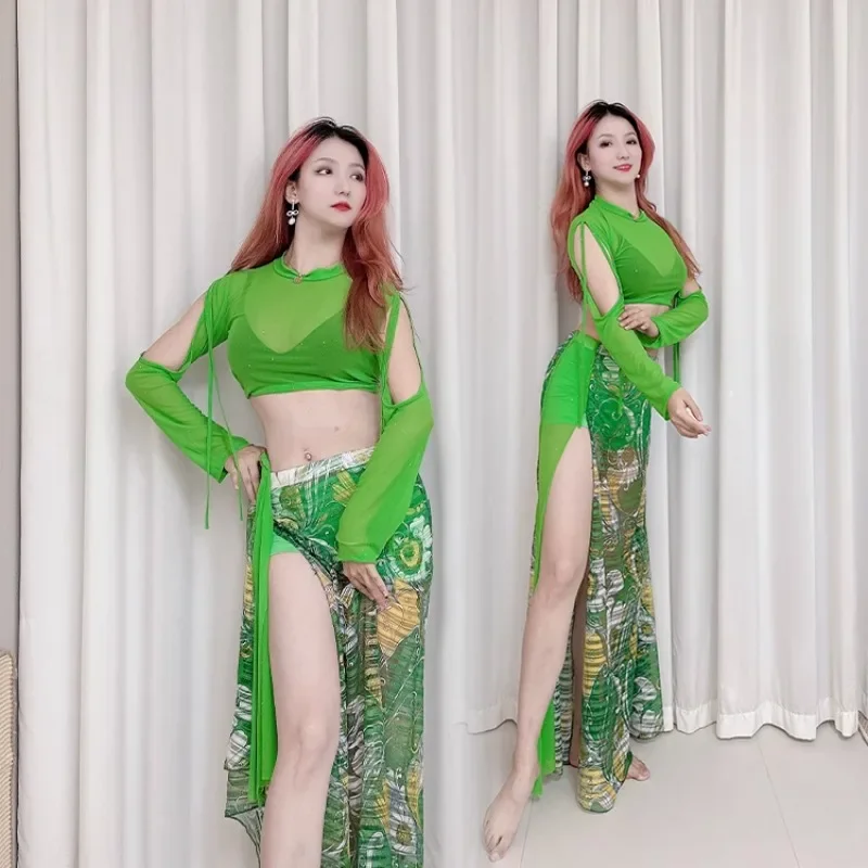 Trajes de dança do ventre personalizados, roupa de prática verde esmeralda com top de gaze de água prateada e saia impressa, traje de dança oriental