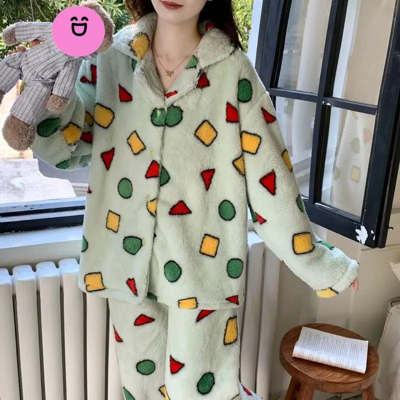 2025 nuevo conjunto de pijama de lana Coral para mujer, ropa de dormir cálida de invierno con forro polar de franela, ropa de descanso cómoda y acogedora, ropa de casa