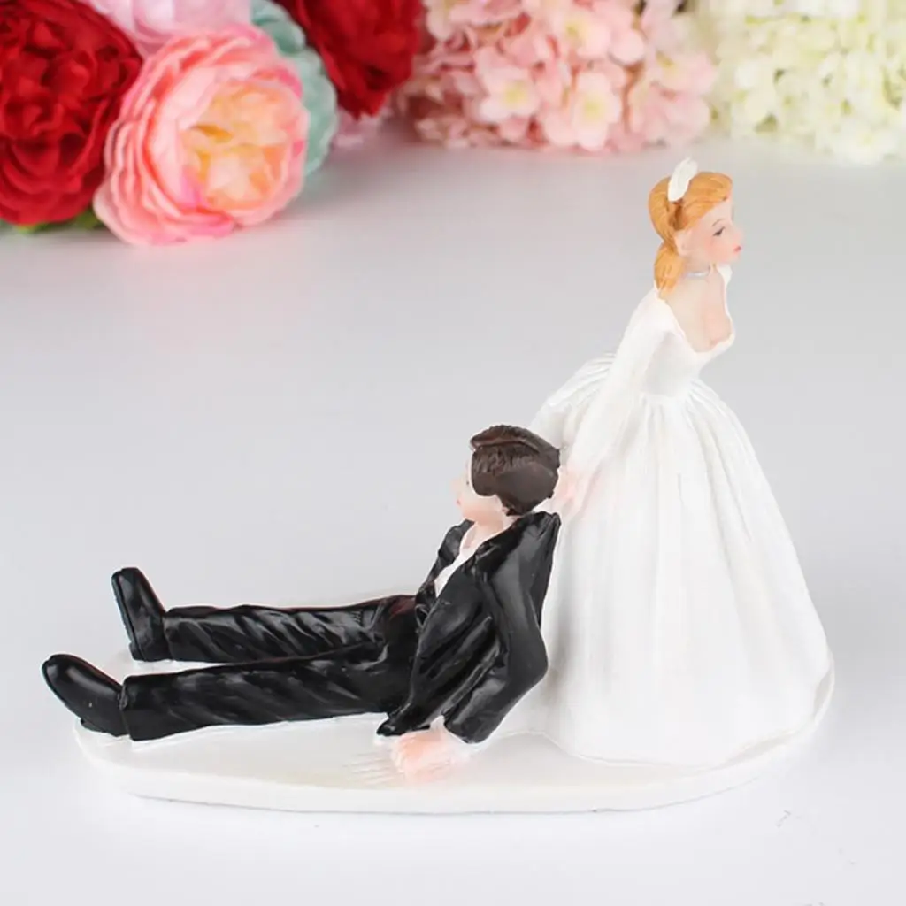 Figurine Resin Wedding Cake Christmas Decoration Cake Bride And Groom