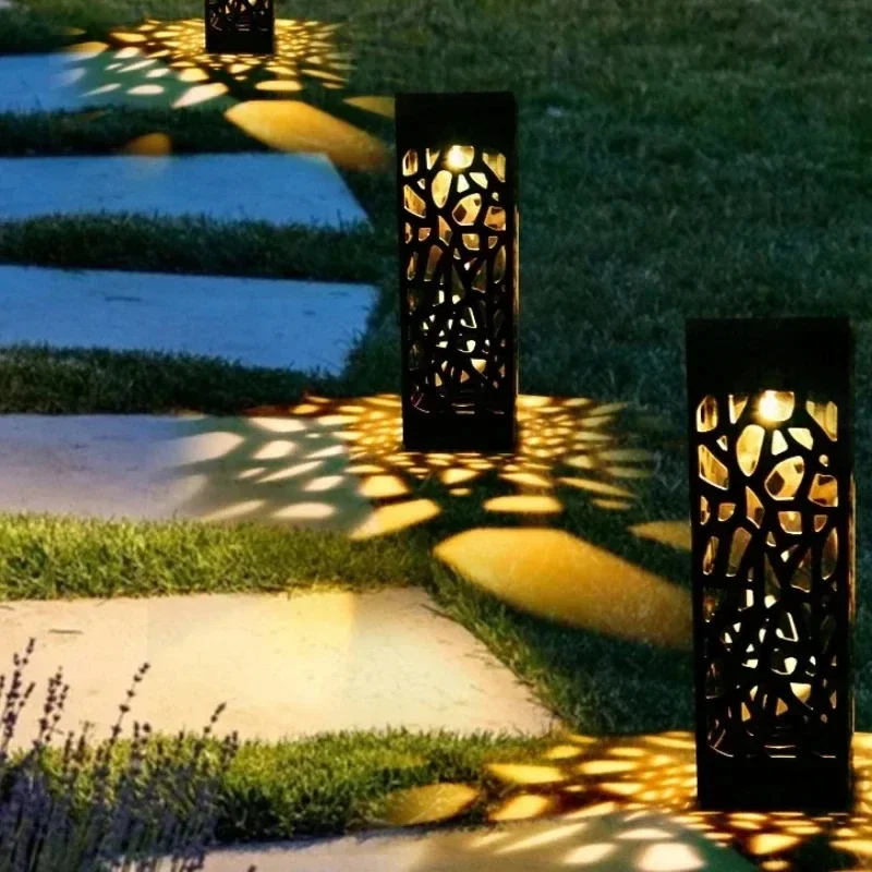 

6-Pack Modern Solar Light Columns with Ornamental LED Panels for Driveway Lighting