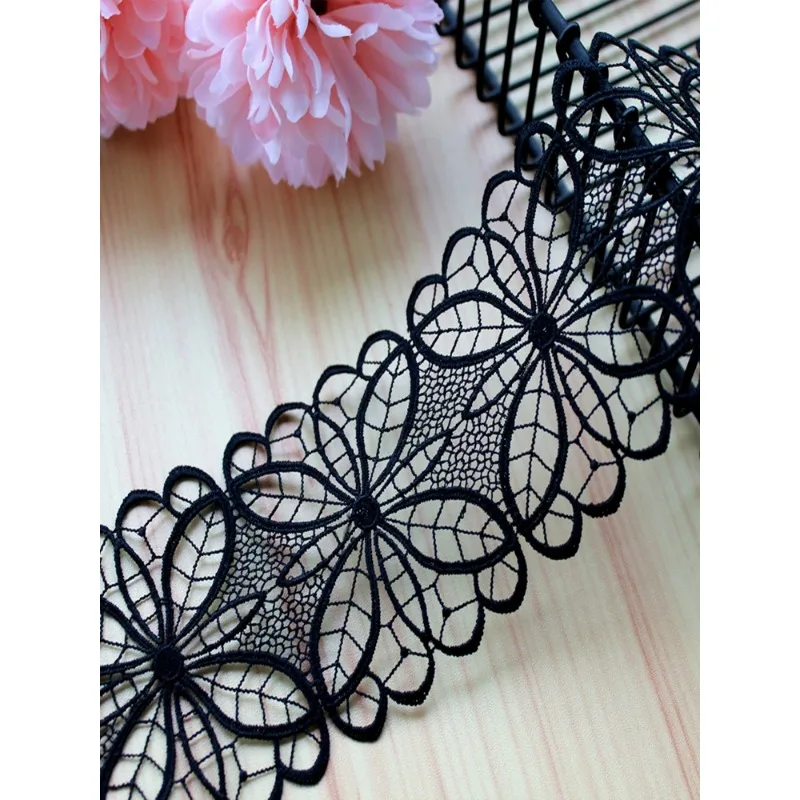 2 Yards/lot Polyester Sewing Craft Crochet Off white Black Net Lace Trim Clothes Embroidered Flower Lace Fabric Applique