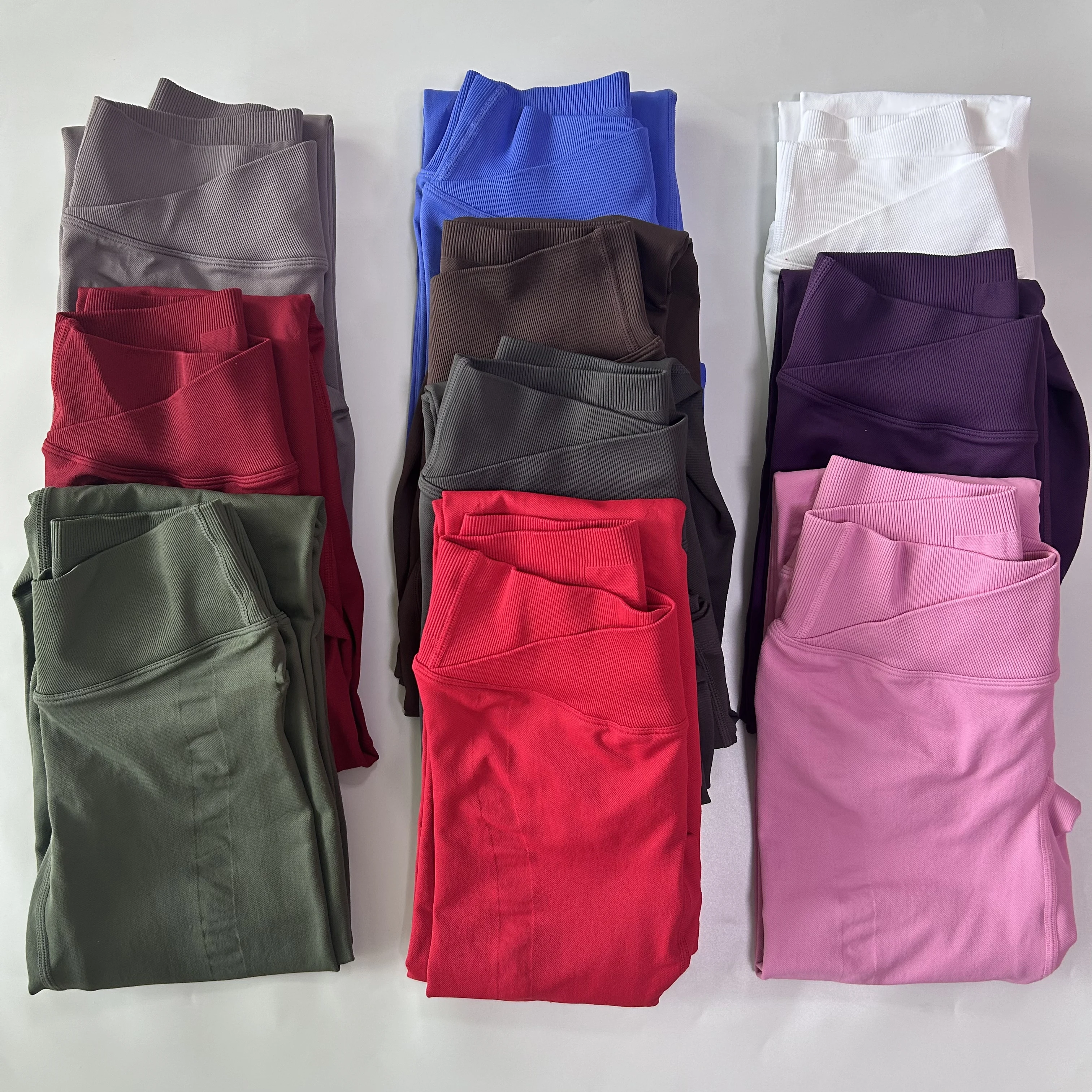 2-teiliges Set mit ausgestellten Leggings für Damen, Sport-BH mit Twist-Front, weite Yoga-Hose, nahtloses Yoga-Set, Trainingskleidung, Trainingsanzüge – Detail 20