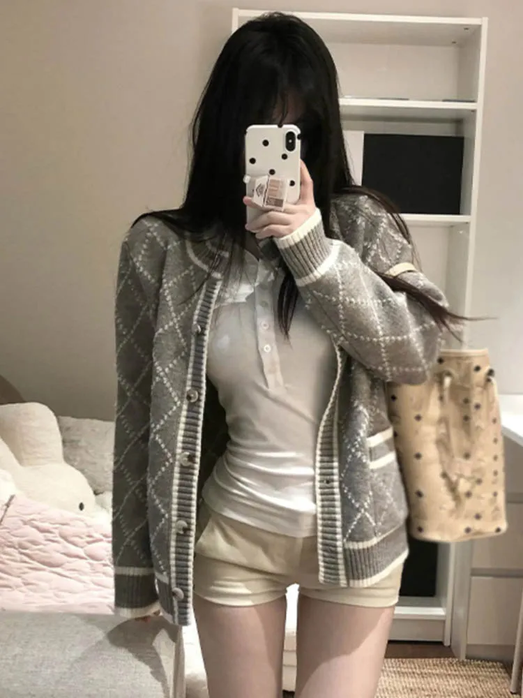 เสื้อสเวตเตอร์ผู้หญิงทรงเพชร ดีไซน์เก๋ สไตล์ลำลอง สีดำ อ่อนโยน หลวม ใส่สบาย แขนยาว รุ่น 12