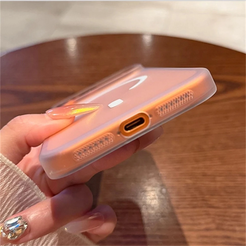 Ultradünne, matte, durchscheinende, magnetische Hartschale für iPhone 17 Pro Max Air 16 15 14 Plus 13 12 für Magsafe Wireless Charge Cover