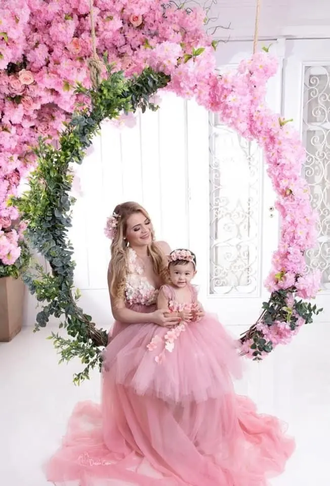 Pink Mother Daughter Matching Dress Mommy and Me Outfits V-Neck Applique Top and Tulle Dresses for Party