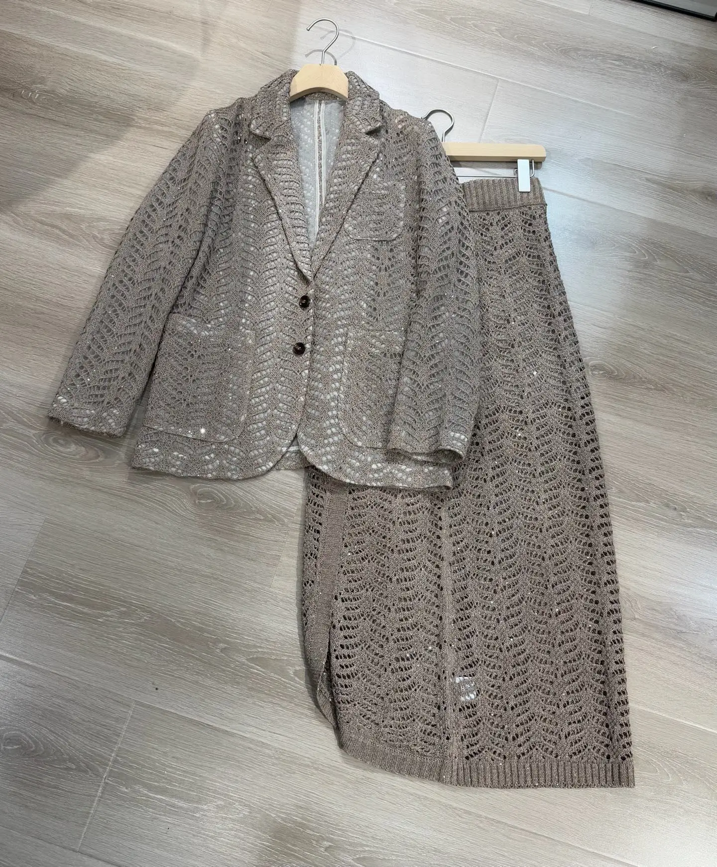 Women's Hollow Sequin Suit Skirt Set Long Sleeve Beads Blazer Coat + Elastic Waist Straight Skirt 2-piece Set