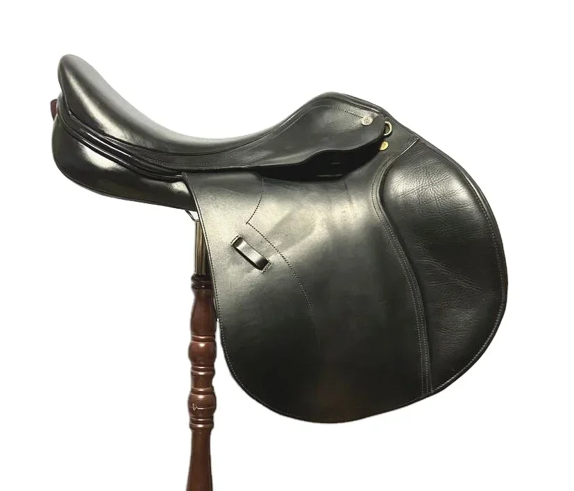 سروج مسابقة الحصان، سروج الملابس #1