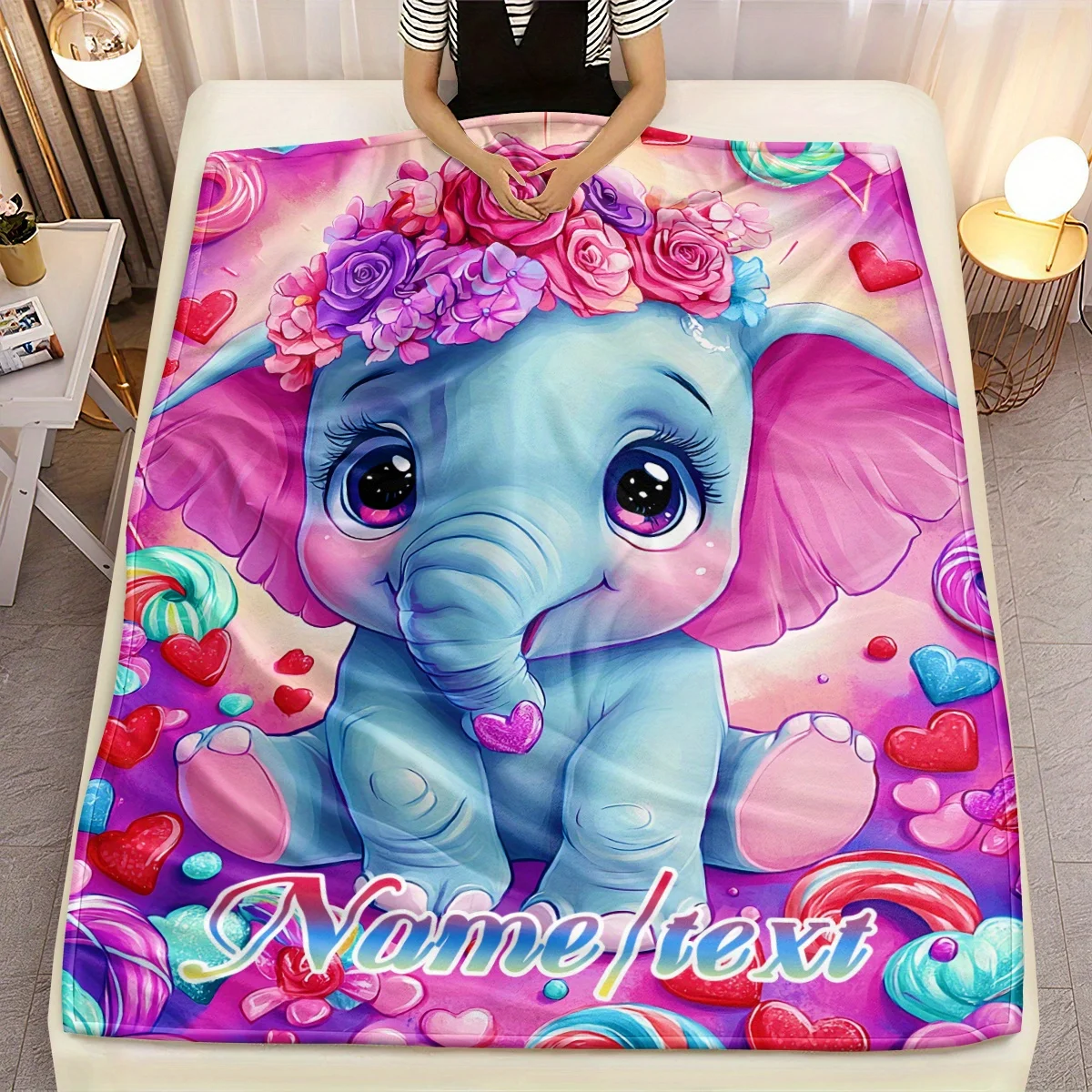 

Персонализированное одеяло Candy Elephant — мягкое фланелевое одеяло с милым синим слоном, легкое и теплое, идеально подходит для дивана