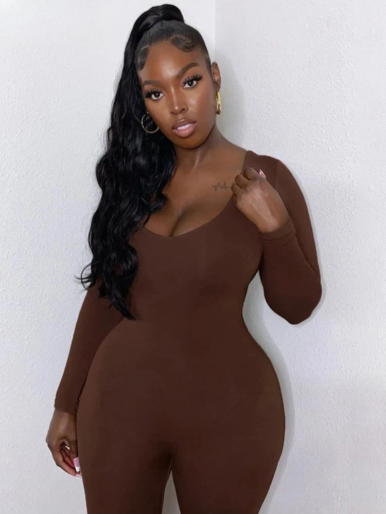 จั๊มสูทรัดรูปแขนยาวสำหรับผู้หญิง ฤดูใบไม้ร่วง ฤดูหนาว ปี 2026 เหมาะสำหรับงานปาร์ตี้ สไตล์เซ็กซี่ คอต่ำ ทรงเข้ารูป