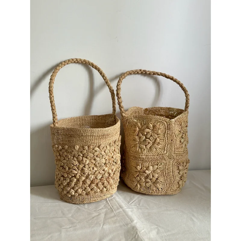 

Handmade Raffia Straw Bucket Bag for Women 3D Flower Woven Crossbody Bag Natural Summer Beach Tote Vintage Boho Shoulder Handbag