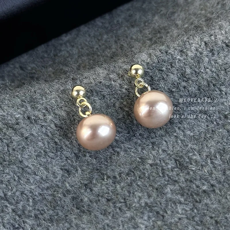 Vintage Champagne Pearl Studs for Women New Style Hypoallergenic Earrings Fall Winter Premium Temperament Alloy Cute Charm Daily
