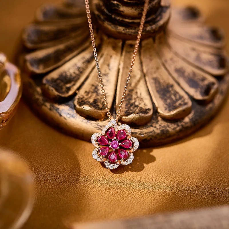 

2025 fashion classic European and American luxury high-end lace petal design exquisite design collarbone chain fashion banquet