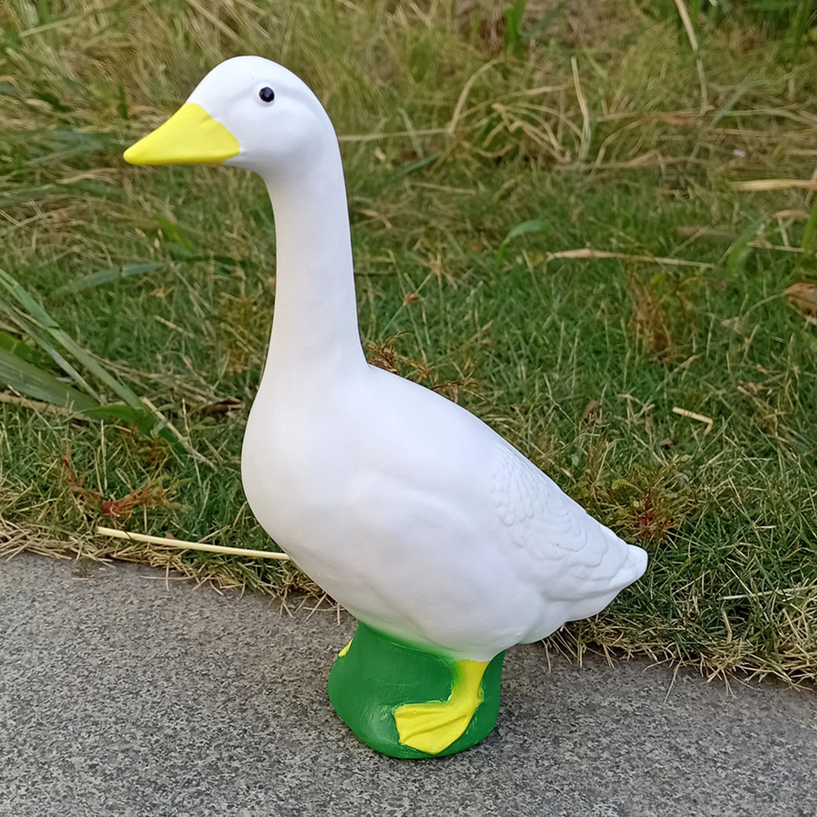 Goose Statue Goose Figurine Ornament Exquisite Craft Delicate Details Impressive Texture Lifelike Resin Versatile for Porch