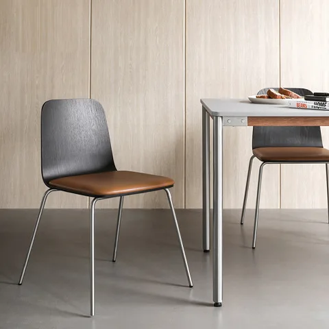 Nordic modern simple dining chair medieval dining table chair backrest negotiation home restaurant casual light luxury wrought