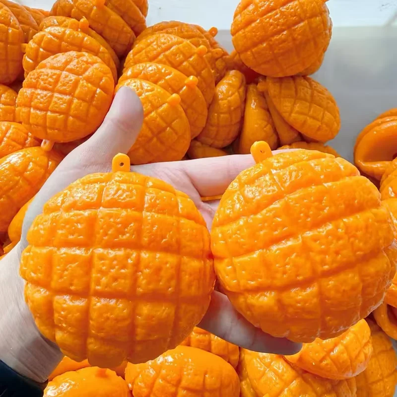 Heiße, niedliche, sortierte Squishy-Figuren in Überraschungsboxen für Partys, langsam aufsteigende, weiche Fidget-Spielzeuge zur Stresslinderung, zufällige 1 Stück. – Detail 3