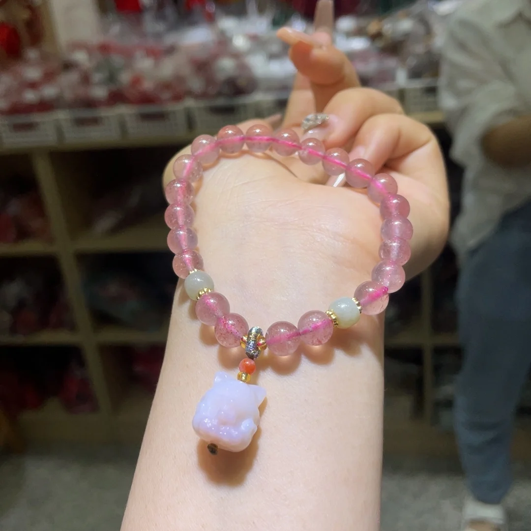 

Natural Strawberry Crystal Plus nine-tailed Fox bracelet