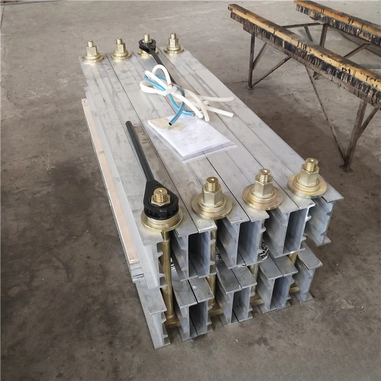 Lightweight portable belt vulcanizing machine, electric heating repair device, conveyor belt repair vulcanizing machine