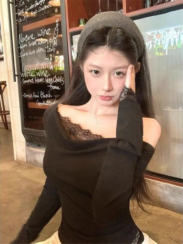 

Корейская женская футболка с длинным рукавом и кружевными вставками, модный осенний топ с асимметричным воротником, облегающий, универсальный