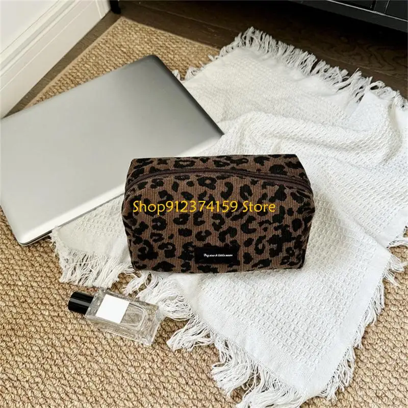 G5AE Leopard Print Fashionable Makeup Bag Large Capacity For Cosmetic Storage Practical Polyester