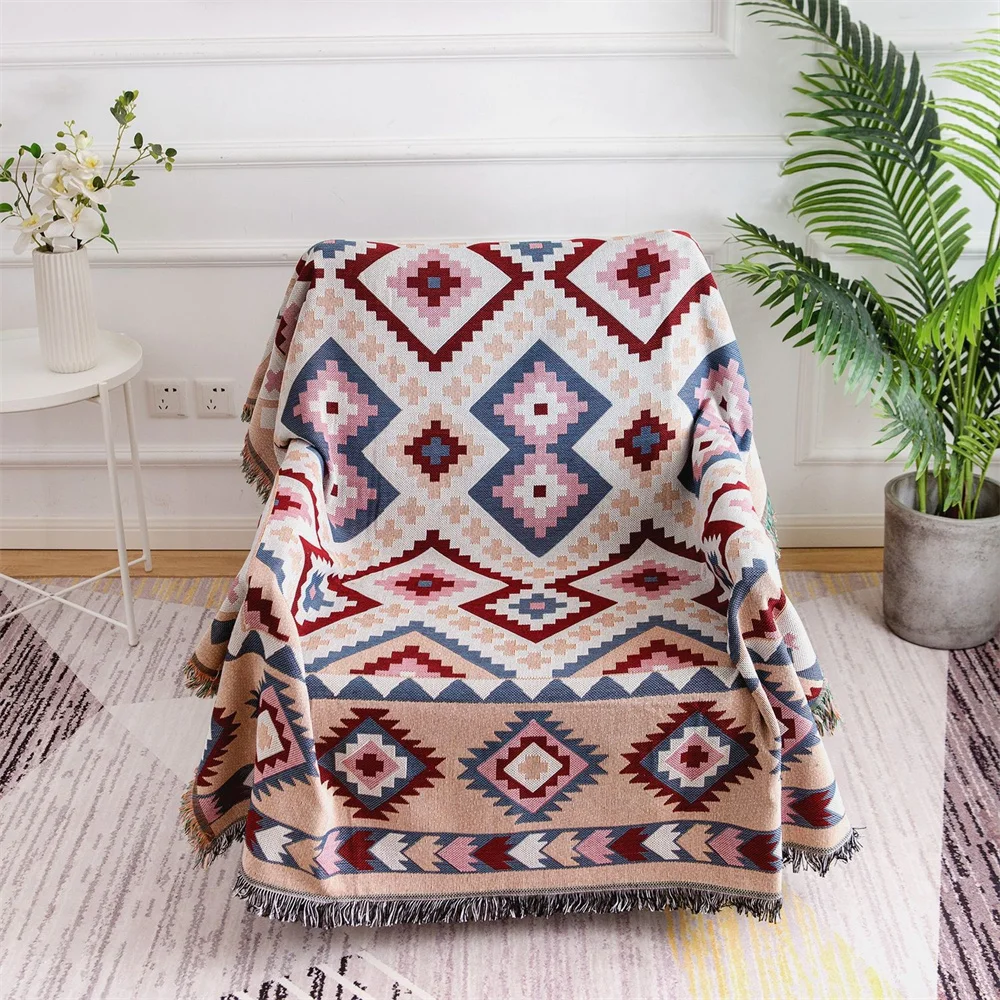 Ethnic Throw Blanket Aesthetic Outdoor Geometric Tapestry Vintage Woven Throw Blanket Boho Sofa Blanket Cover Xmas New Year Gift