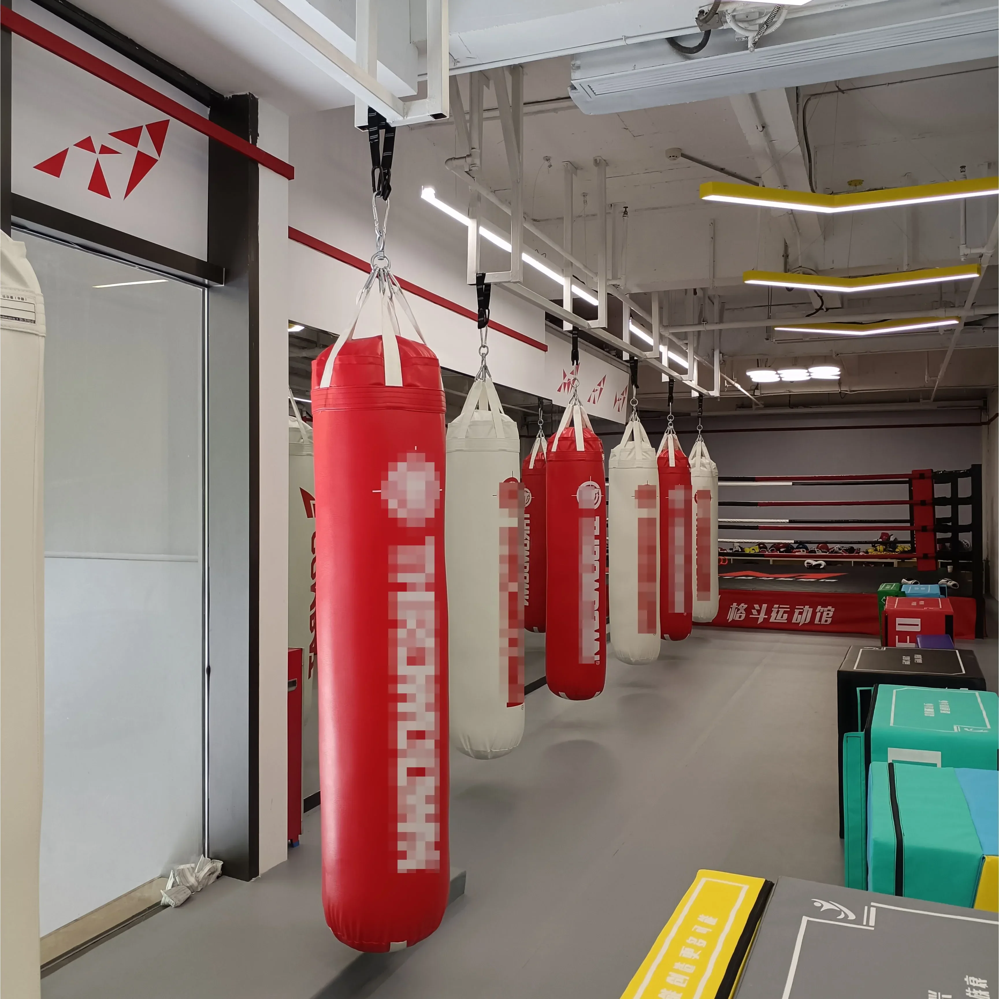 العرف طباعة مخصصة اللكم حقيبة خمر منصات التايلاندية منصات الملاكمة قفازات