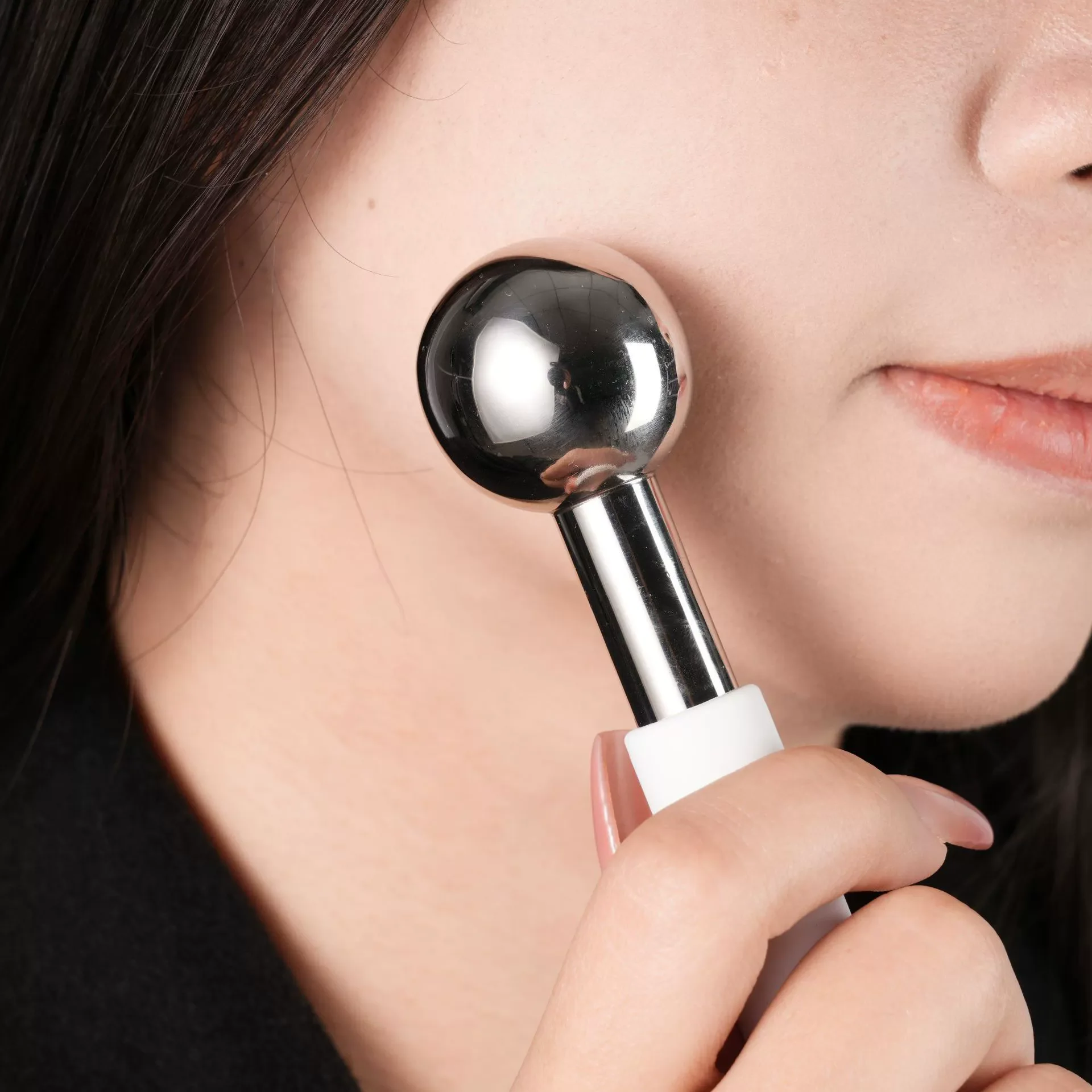 

Stainless Steel Facial Ice Globes, Mini Cold Roller Massager for Eye & Face Tightening, Puffiness & Wrinkle Care