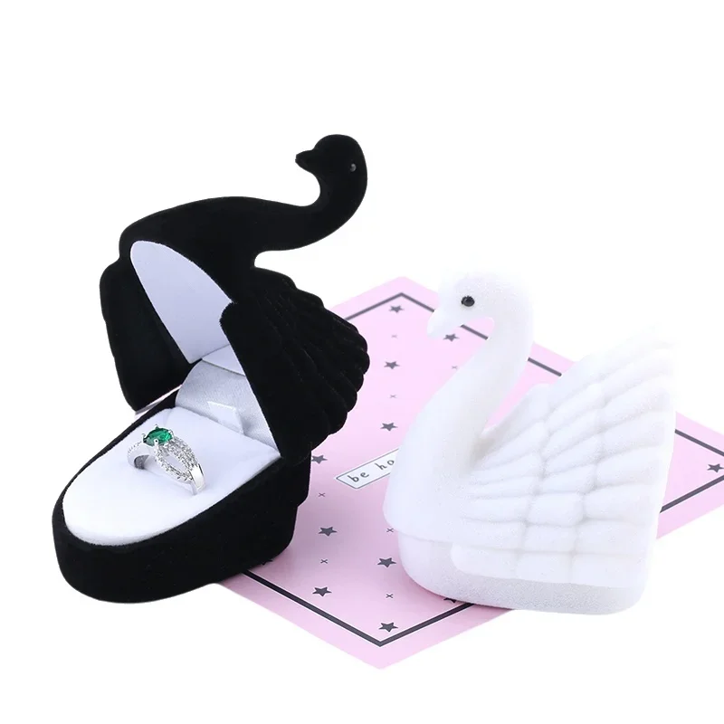 

1pc Cute Velvet Creative Ring Case Turtle Swan Ring Display Box Mermaid Bracelet Necklace Jewelry Packaging Holder Women
