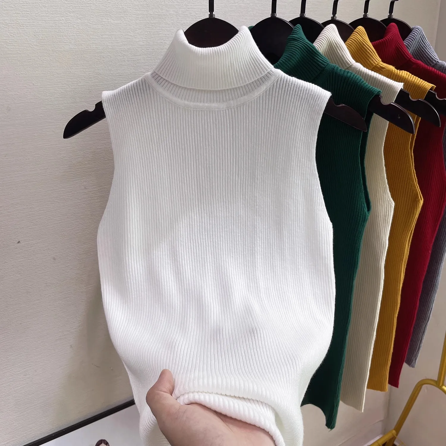 2025 Sexy Sleeveless Sweater Women Tank Tops Winter Turtleneck Sweater Women Simple Versatile Slim Solid Knitted Sweater Vest