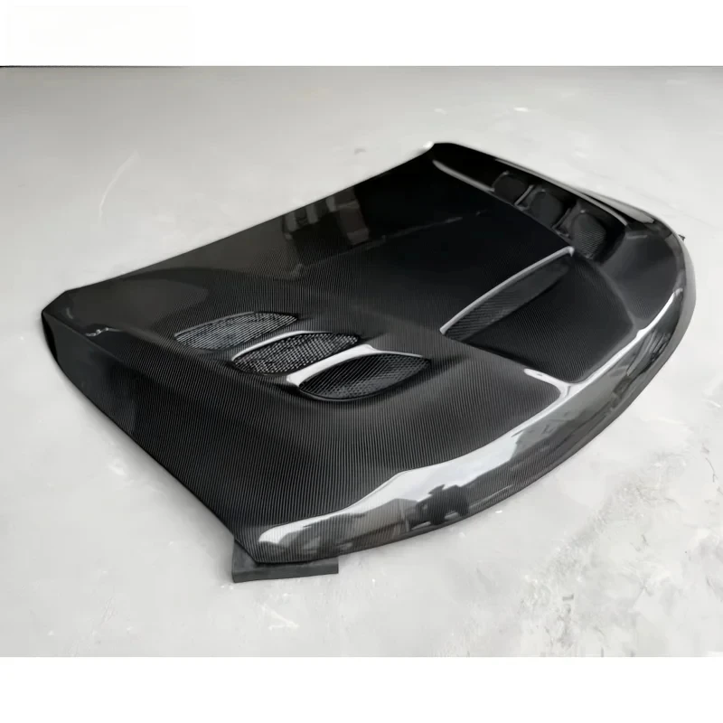 High Strength Vent Cutout Design Carbon Fiber Engine Bonnet Lightweight Offroad Car Front Upgrade Lid