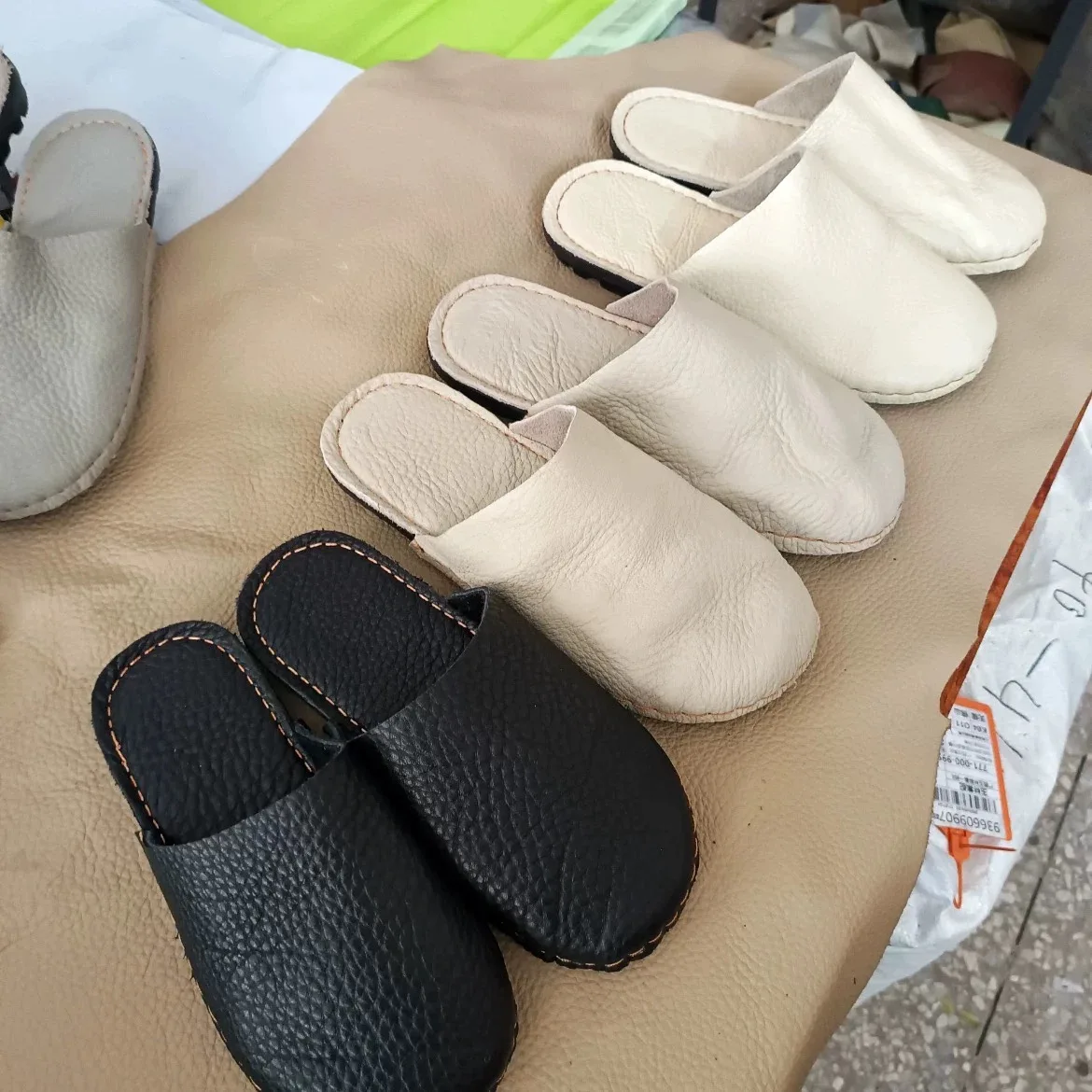 

Кожаные тапочки Hanrted, мягкие тапочки из натуральной кожи, домашние и уличные универсальные удобные удобные тапочки на плоской подошве