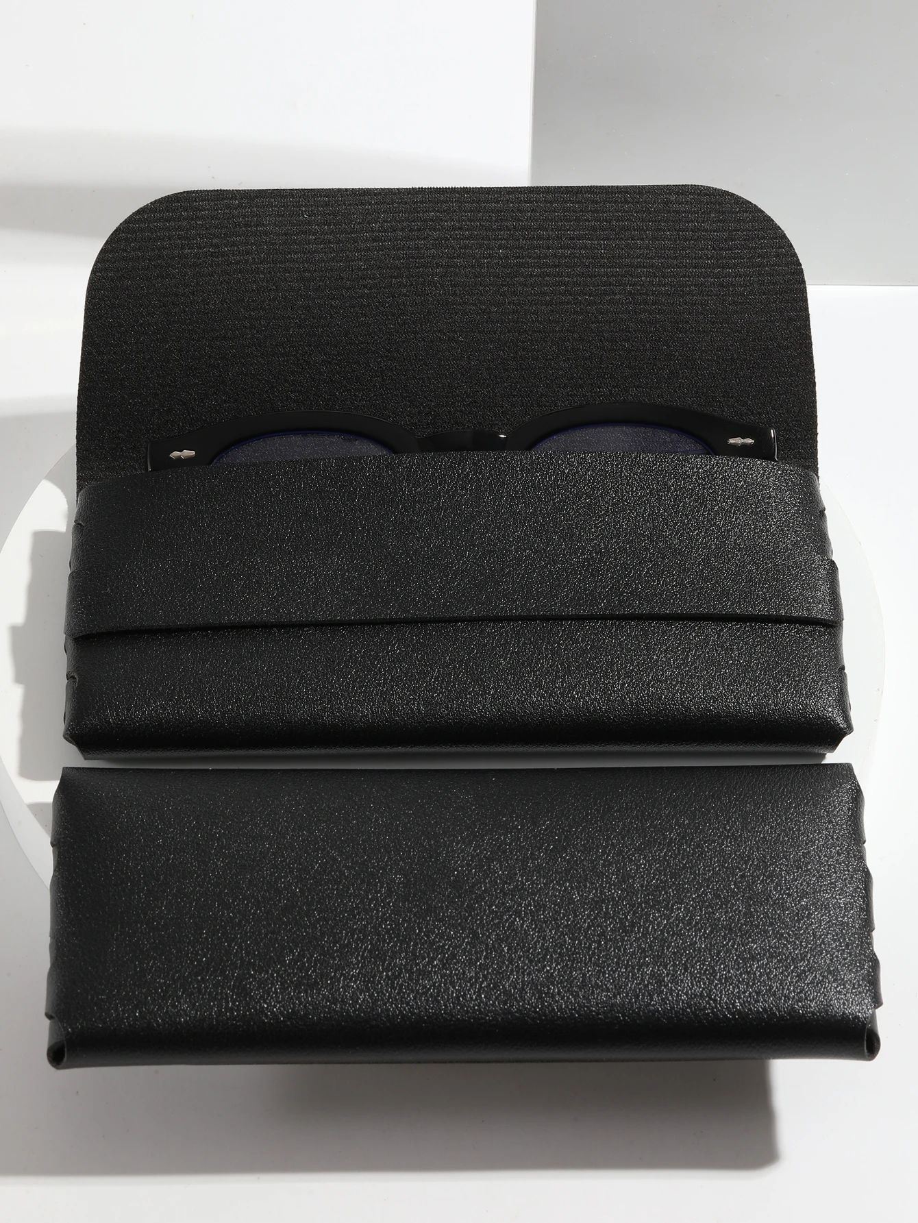2PC black sunglasses box with large PU eyeglass bag suitable for daily use