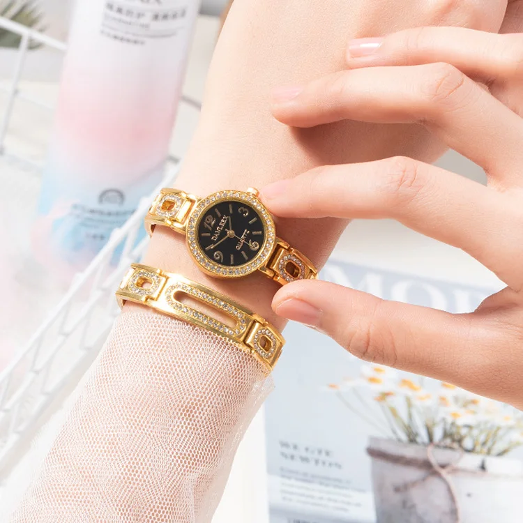 Women's Watches Geneva Classic Luxury Rhinestone Watch Women Watches Ladies Fashion Gold Watch Clock Reloj Mujer Montre Femme