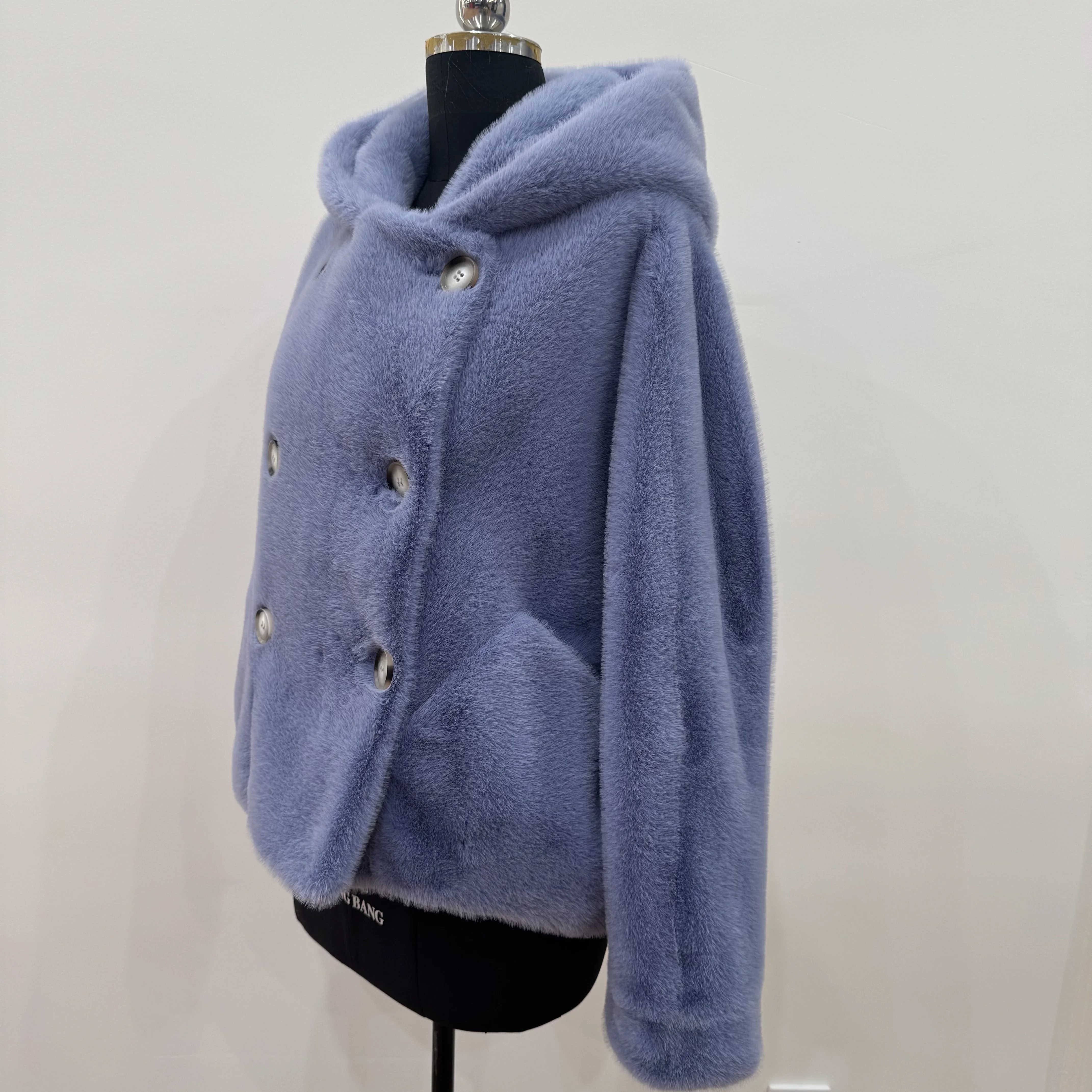 여성 겨울 짧은 모피 코트 밍크 벨벳 후드 루즈 버전의 새로운 환경 친화적인 패션 코트