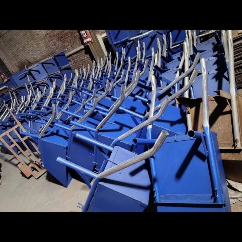 Серый ковш-грузовик, бытовой самосвал